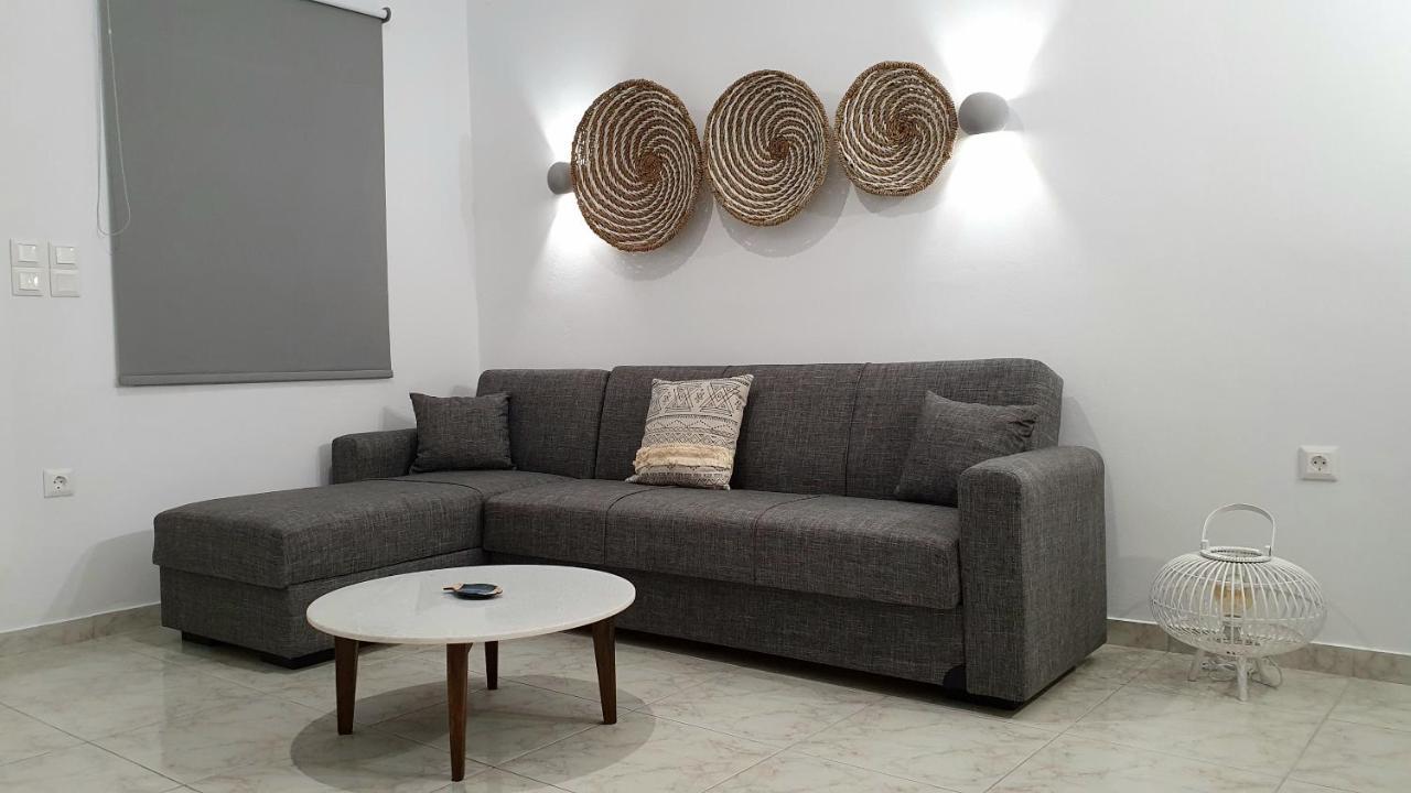 Alexandra'S Boutique House Apartment Triovasalos Ngoại thất bức ảnh